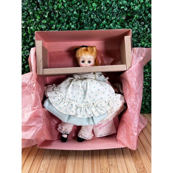 Vintage Madame Alexander Little Women 12" AMY 1320 Doll With Box - Picture 1 of 12
